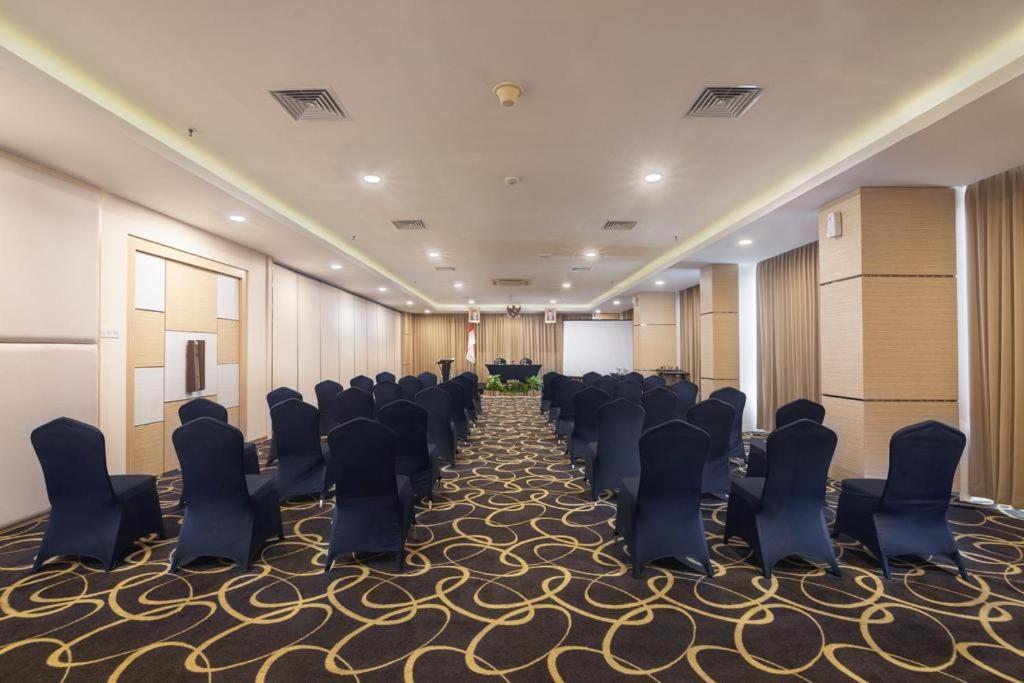 Quest Hotel Darmo - Surabaya By Aston Exterior photo