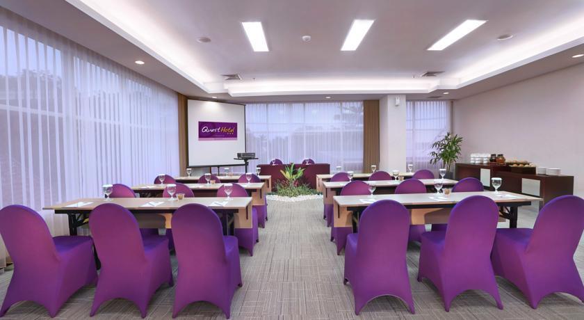 Quest Hotel Darmo - Surabaya By Aston Exterior photo