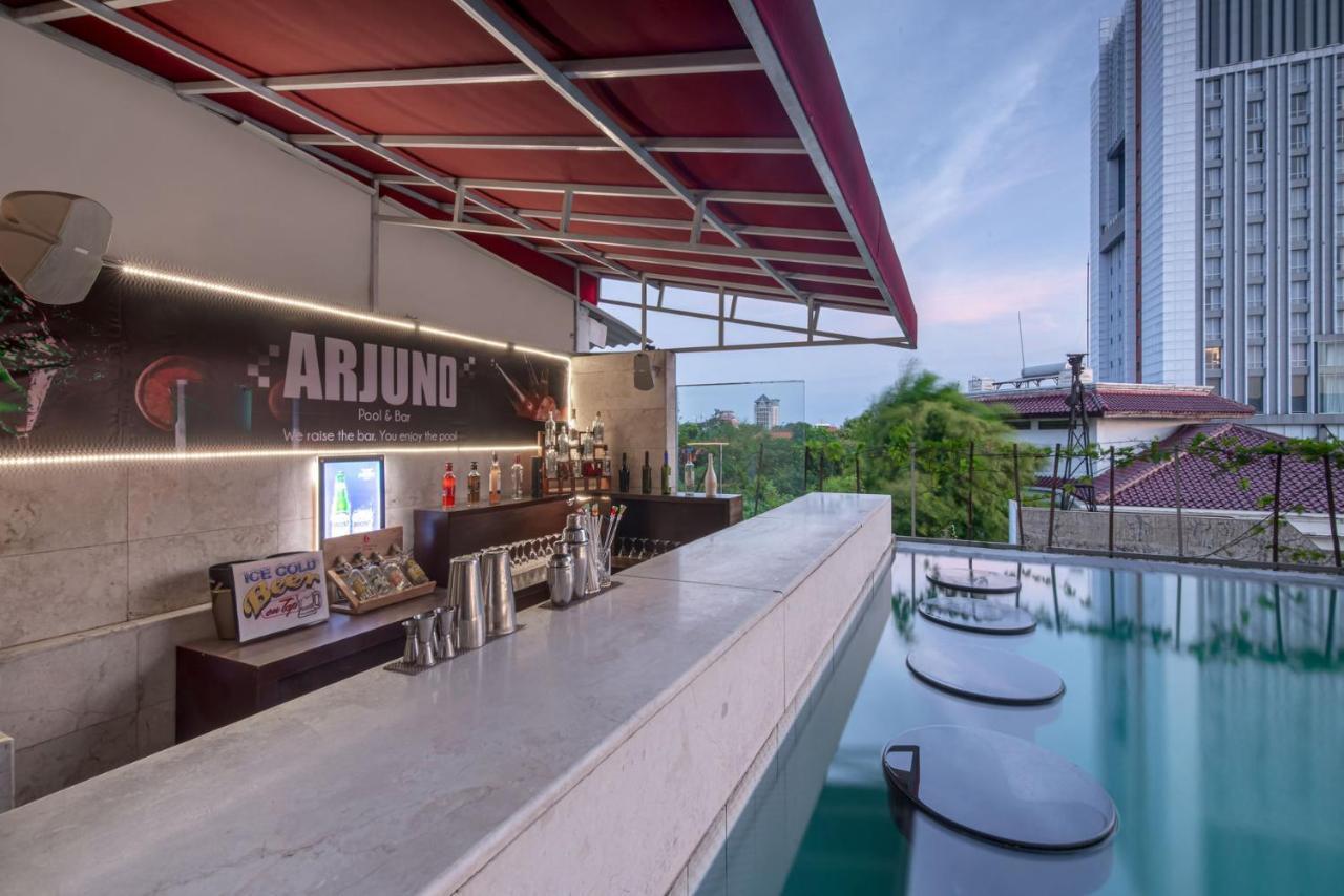 Quest Hotel Darmo - Surabaya By Aston Exterior photo
