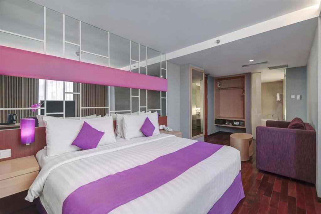 Quest Hotel Darmo - Surabaya By Aston Exterior photo
