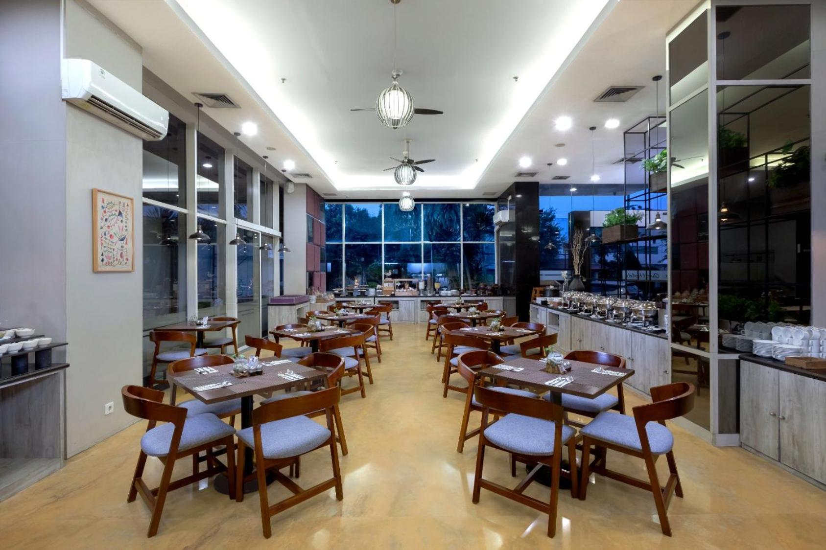 Quest Hotel Darmo - Surabaya By Aston Exterior photo