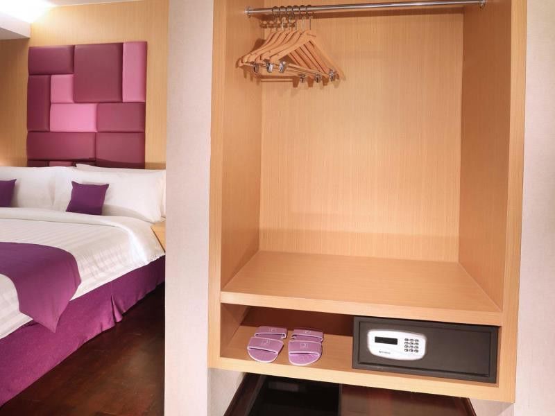 Quest Hotel Darmo - Surabaya By Aston Exterior photo